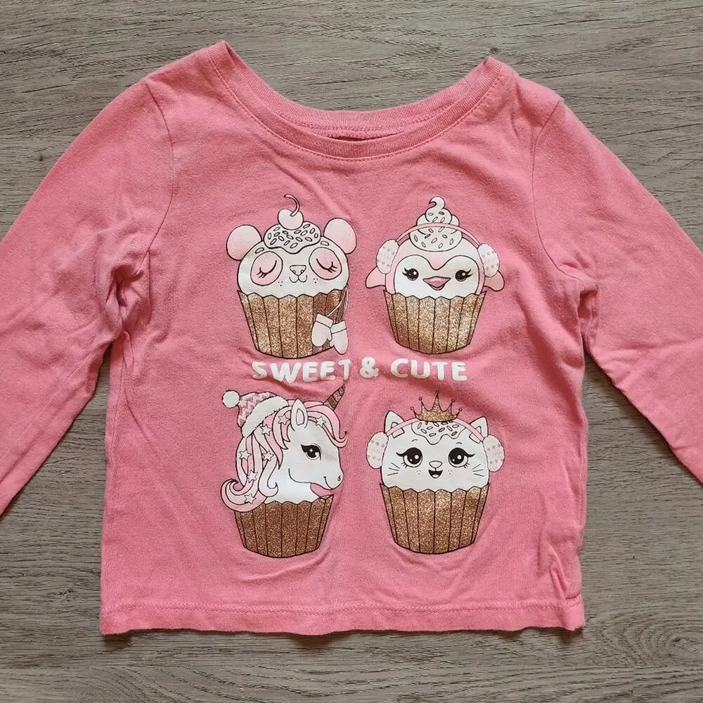 The Children's Place Girl's Long Sleeve Pullover Cupcake Graphic Tee Size 2T